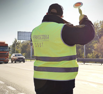 Полісі-бріф: Проведення рейдових перевірок автомобільних перевезень пасажирів: інструмент виявлення порушників чи можливість для зловживань?